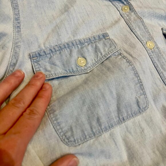 Old Navy, Denim-style Button Down, Size M - Picture 6 of 11